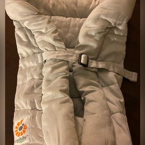 ergo baby organic carrier infant insert with pillow